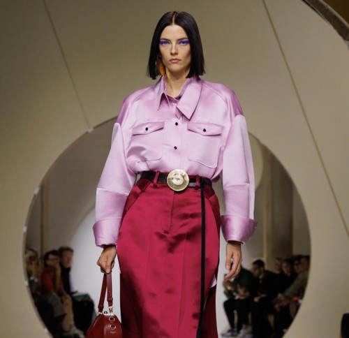 مجموعة Givenchy لصيف 2027 مستوحاة من أعمال هوبير دو جيفنشي المبكرة