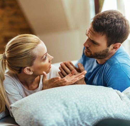 خمس أمور يكرهها الرجل في المرأة لكنّه لا يخبرها عنها