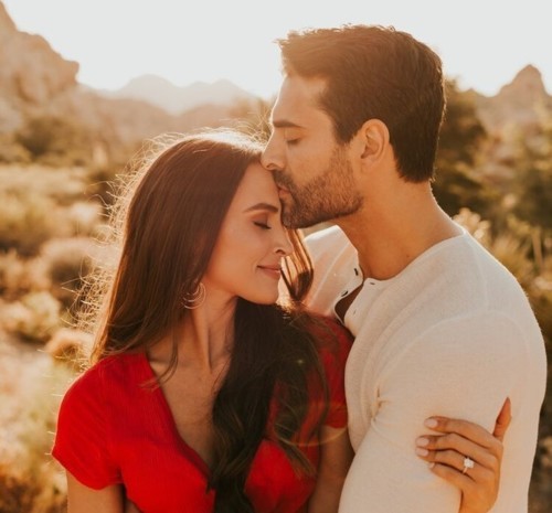 7 علامات تدلّ على أنّ خطيبك هو حقًّا الرجل الذي ينبغي عليكِ الزواج منه