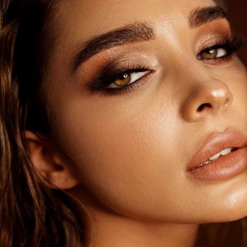 Eyemaxing: حيلة مكياج تحدّد الألوان المناسبة لإبراز جمال عينيك