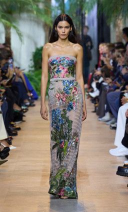  Elie Saab باريس ربيع/صيف2025