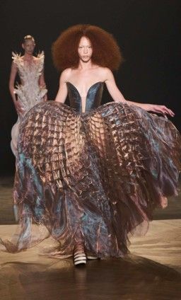  Iris van Herpen باريس خريف/شتاء2025