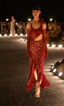  Schiaparelli باريس ربيع/صيف2026