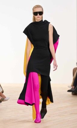  Loewe باريس ربيع/صيف2026