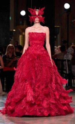  Elie Saab باريس خريف/شتاء2027