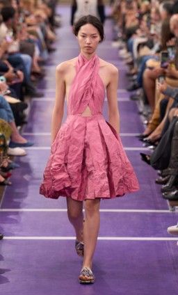  Miu Miu باريس ربيع/صيف2027