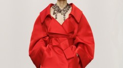 Givenchy تقلّل جرأة الصيحات في مجموعتها لربيع وصيف 2026