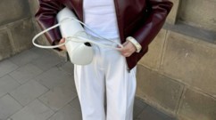 كيف تنسّقين الجينز الأبيض هذا الموسم؟