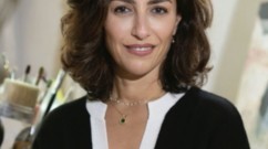 إيمان الكواري: "أتمنى أن يجد كل شخص جزءاً من نفسه في لوحاتي"