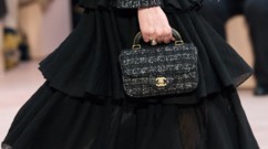 10 صيحات حقائب يد ستملأ الأسواق في شتاء 2025