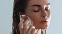 عملية تجميد البشرة.. هل هي خطوة صحيّة ومفيدة؟