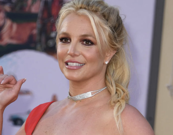 مشاهير كادوا أن يتخلوا عن الشهرة