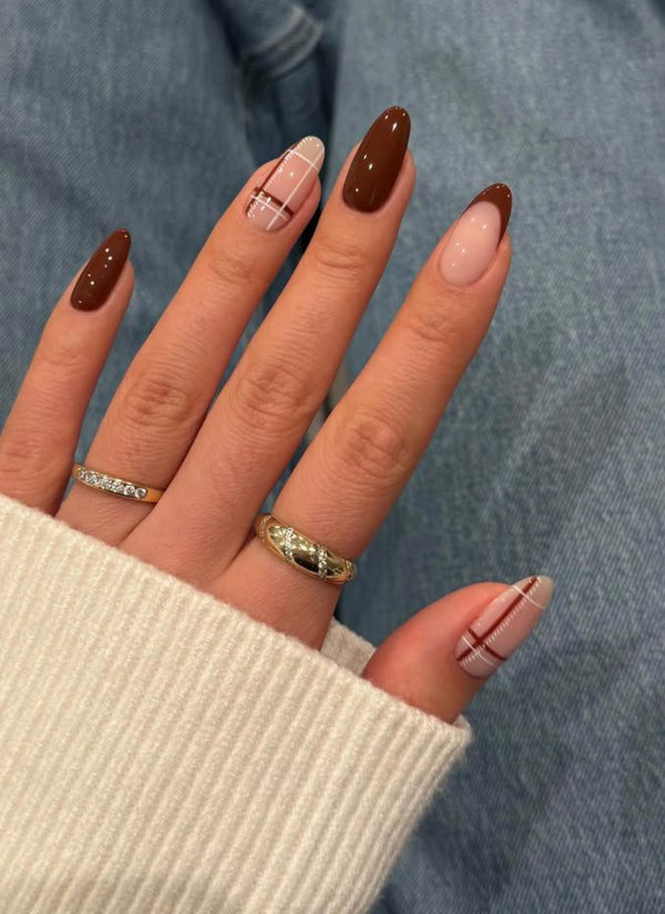 نقشة الـPlaid صيحة المناكير الأكثر رواجا هذا الموسم!