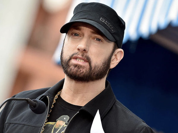 مشاهير كادوا أن يتخلوا عن الشهرة