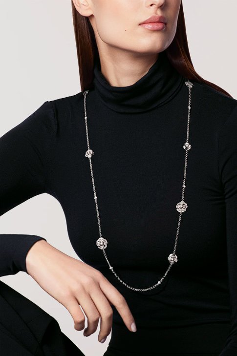 عقد السوتوار قطعة خالدة وتاريخ يمتد لقرون