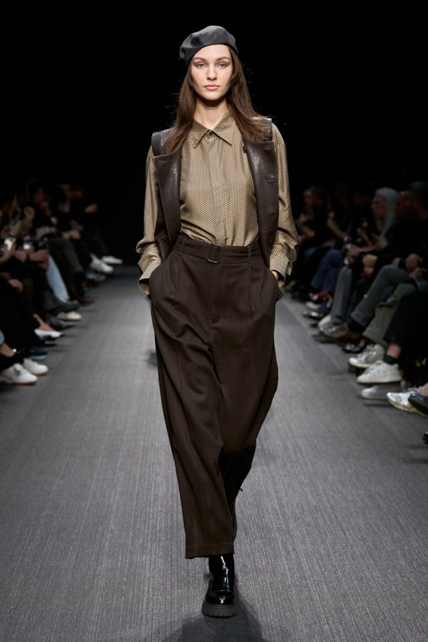 أفكار ملفتة لتنسيق الـ Vest هذا الشتاء