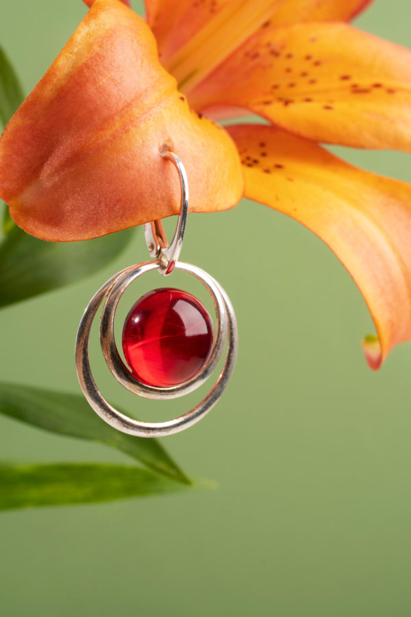 ما هي دلالات الأحجار الكريمة وكيف تؤثر في طاقة الجسم؟