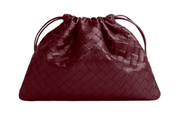 ما هي أجمل حقائب البرغندي لهذا الموسم؟