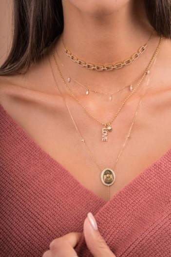 Aquae Jewels تكريماً لعطاء الأم