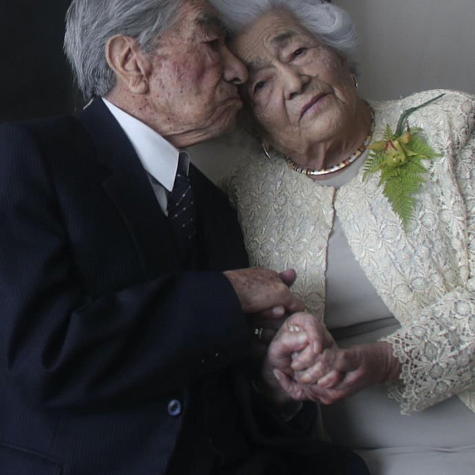 "غينيس" تعلن عن أقدم زوجين في العالم