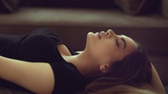 هكذا يأكل دماغك نفسه عندما لا تنامين جيّدًا