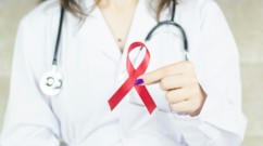 أحدث التطوّرات الطبيّة في علاج سرطان الثدي
