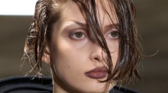 عودة مكياج الغرانج إلى واجهة الجمال في عام 2026