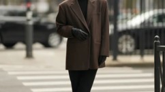 كيف تنسّقين البني والأسود بنجاح؟