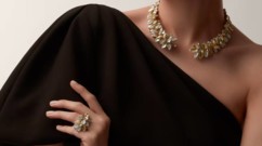 صور أطقم مجوهرات نسائية من أفخم الدور العالميّة