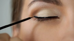 الأيلاينر المعكوس تقنية مكياج ذكية لفتح العينين